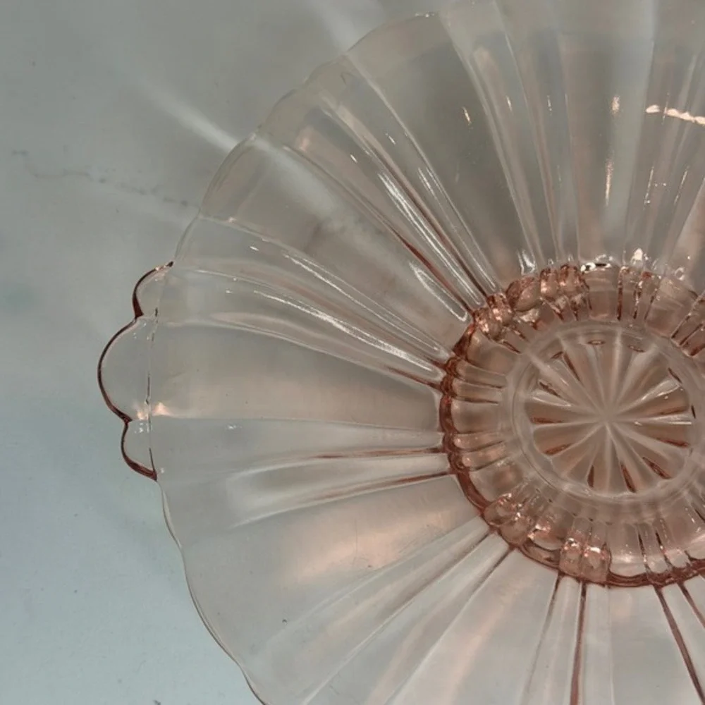 Anchor Hocking Pink Depression Glass‎ Old Cafe Shallow Dish 8.0
